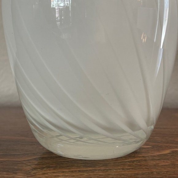 White Glass Vase  Swirl with Blue Ruffle Rim - Picture 4 of 12